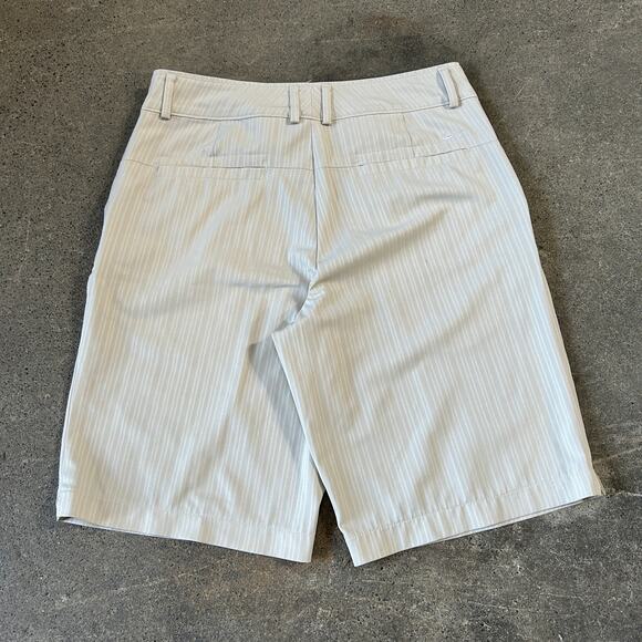Vintage Nike Golf Shorts Womens 4 Tan Striped Chino Stretch Lightweight 10" - Picture 4 of 7